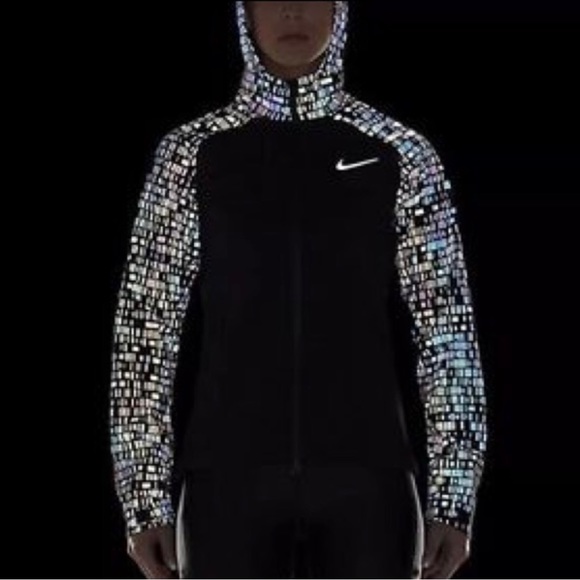 Nike jacket - Picture 6 of 7